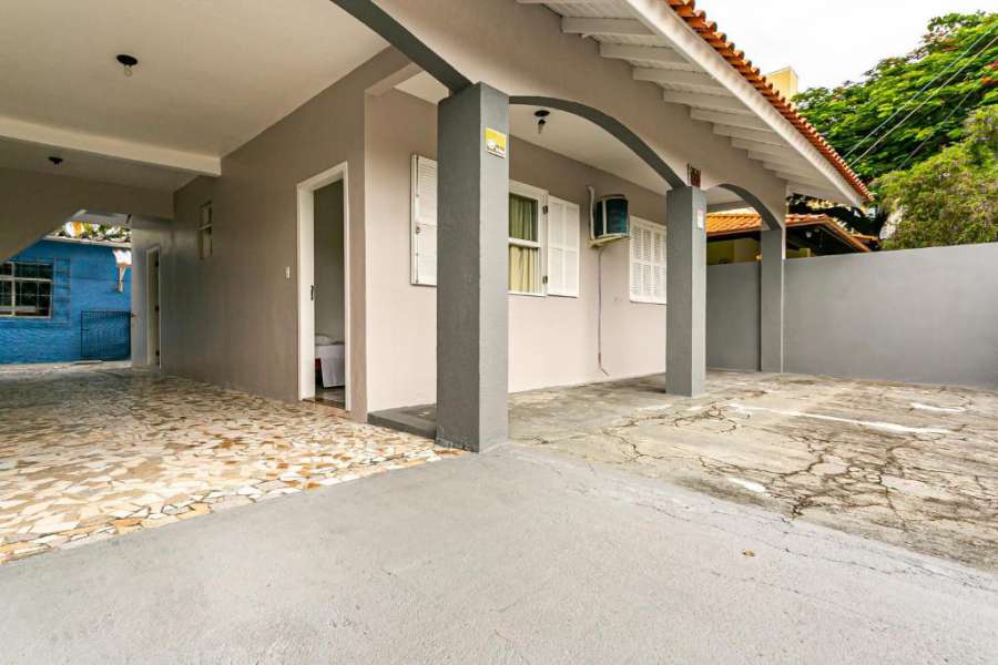 Foto do Casa com 3 suítes no centrinho da Lagoa MISA322