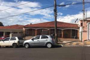Casa com ótima localização em Brotas Foto do Casa com ótima localização em Brotas