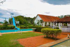 Chalé Inglês na FV próximo a Ribeirão Preto Foto do Chalé Inglês na FV próximo a Ribeirão Preto